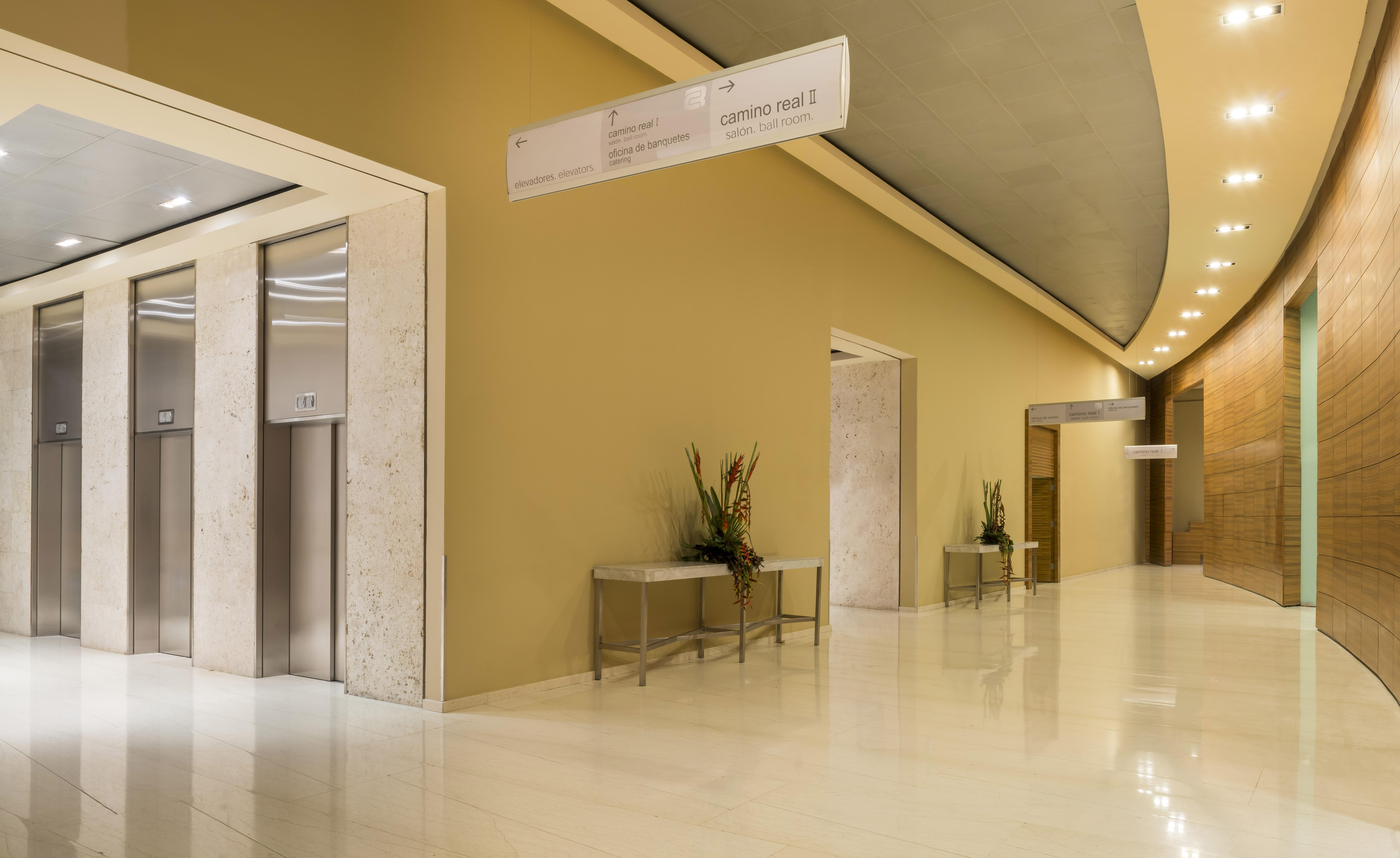 Camino Real Santa Fe Hotel Mexico City Exterior photo Interior of the hotel