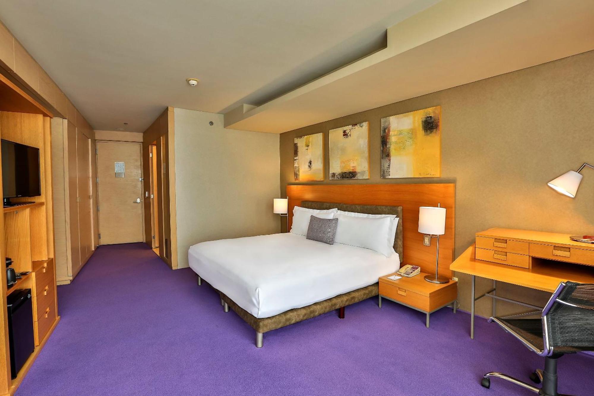 Camino Real Santa Fe Hotel Mexico City Exterior photo A room at the hotel